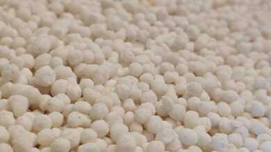 fertilizer, white, balls, pearls, agriculture, garden, agricultural engineering, nitrogen, nature, grow, nourishment, food supply, haber bosch process